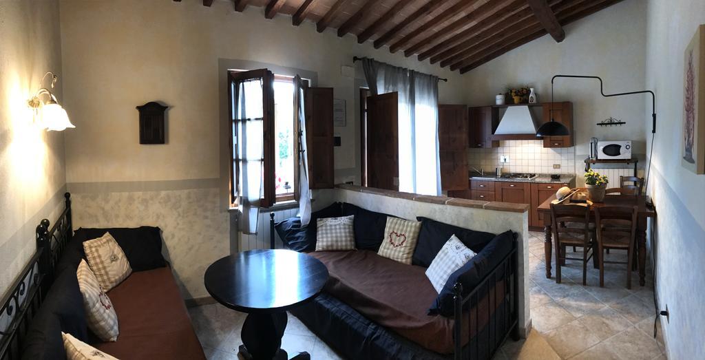 Villa Loghino โวลแตร์รา ภายนอก รูปภาพ
