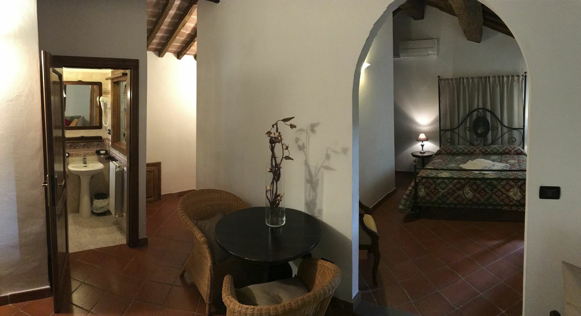 Villa Loghino โวลแตร์รา ภายนอก รูปภาพ