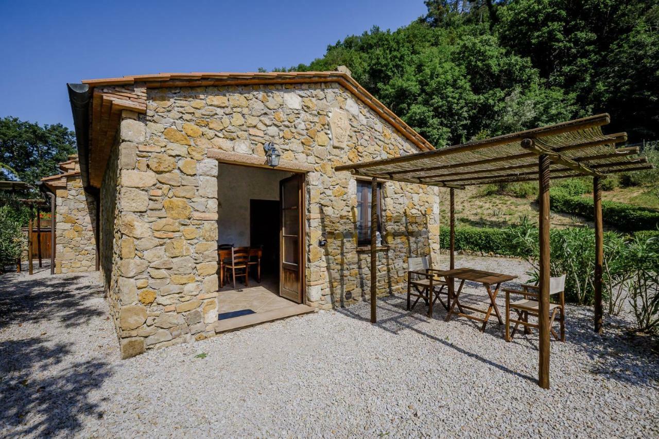 Villa Loghino โวลแตร์รา ภายนอก รูปภาพ